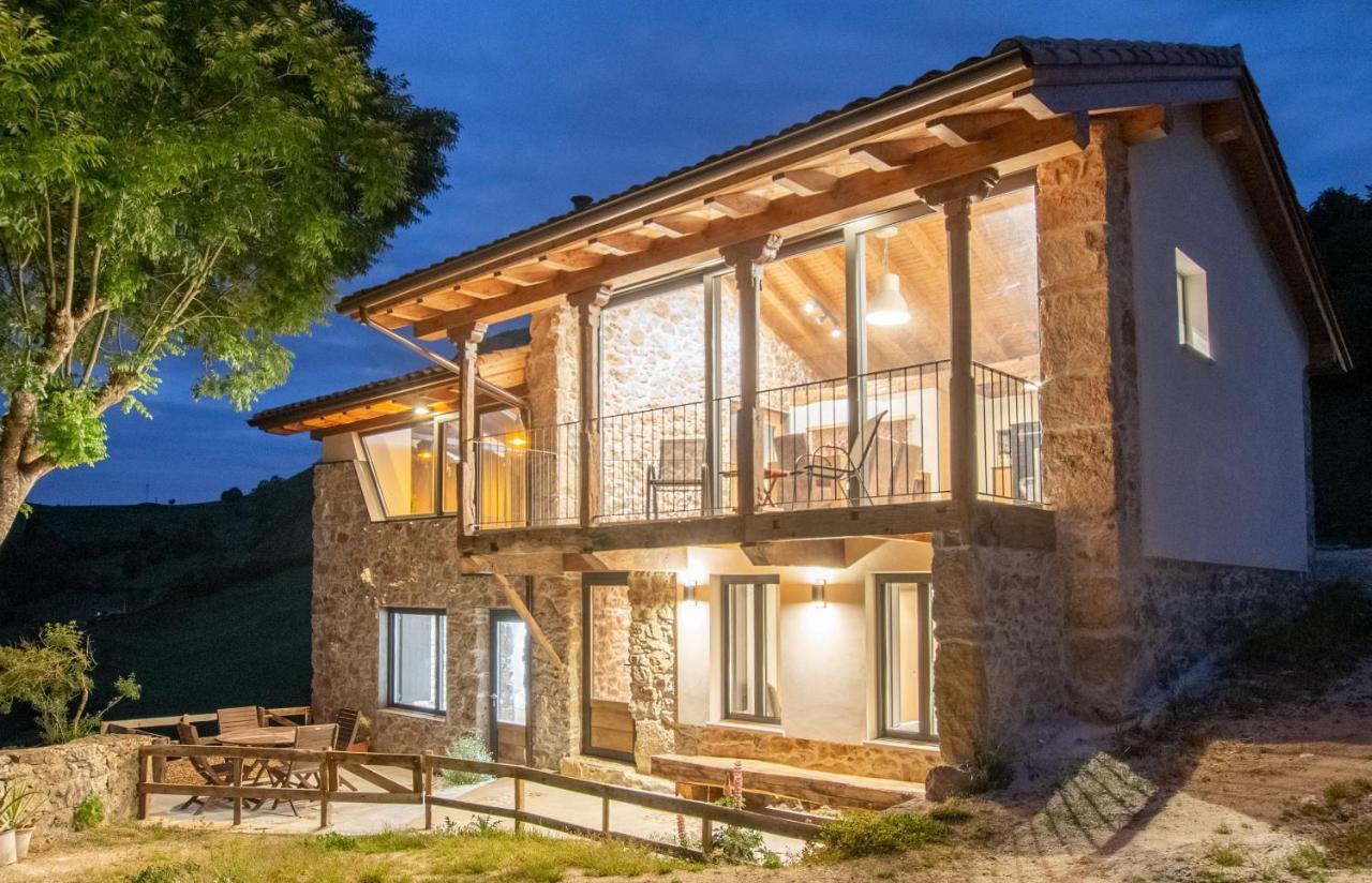 Onís Pulieru - Picos De Europa Views, Designed For All Seasons מראה חיצוני תמונה
