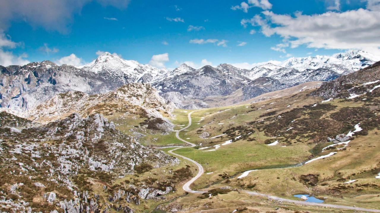 Onís Pulieru - Picos De Europa Views, Designed For All Seasons מראה חיצוני תמונה
